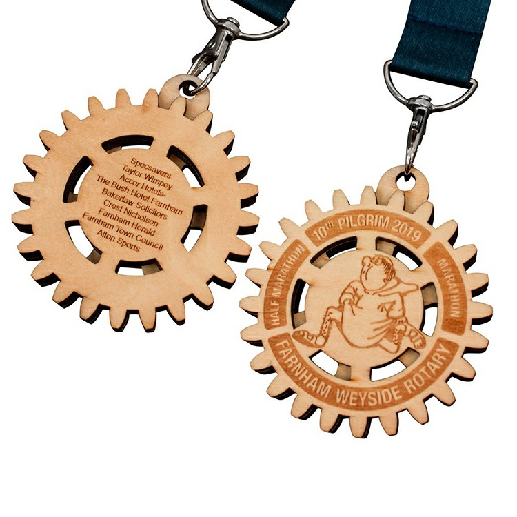 Medallas de madera personalizadas