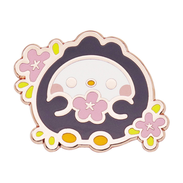 pin de esmalte personalizado en forma